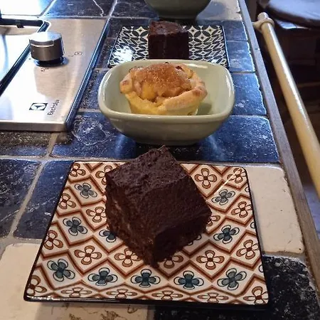 Oda ve Kahvaltı Pocoburro Ca' D'arte Montaldo Roero