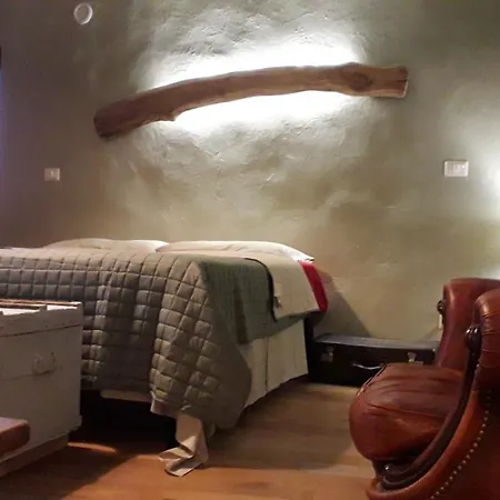 Oda ve Kahvaltı Pocoburro Ca' D'arte Montaldo Roero